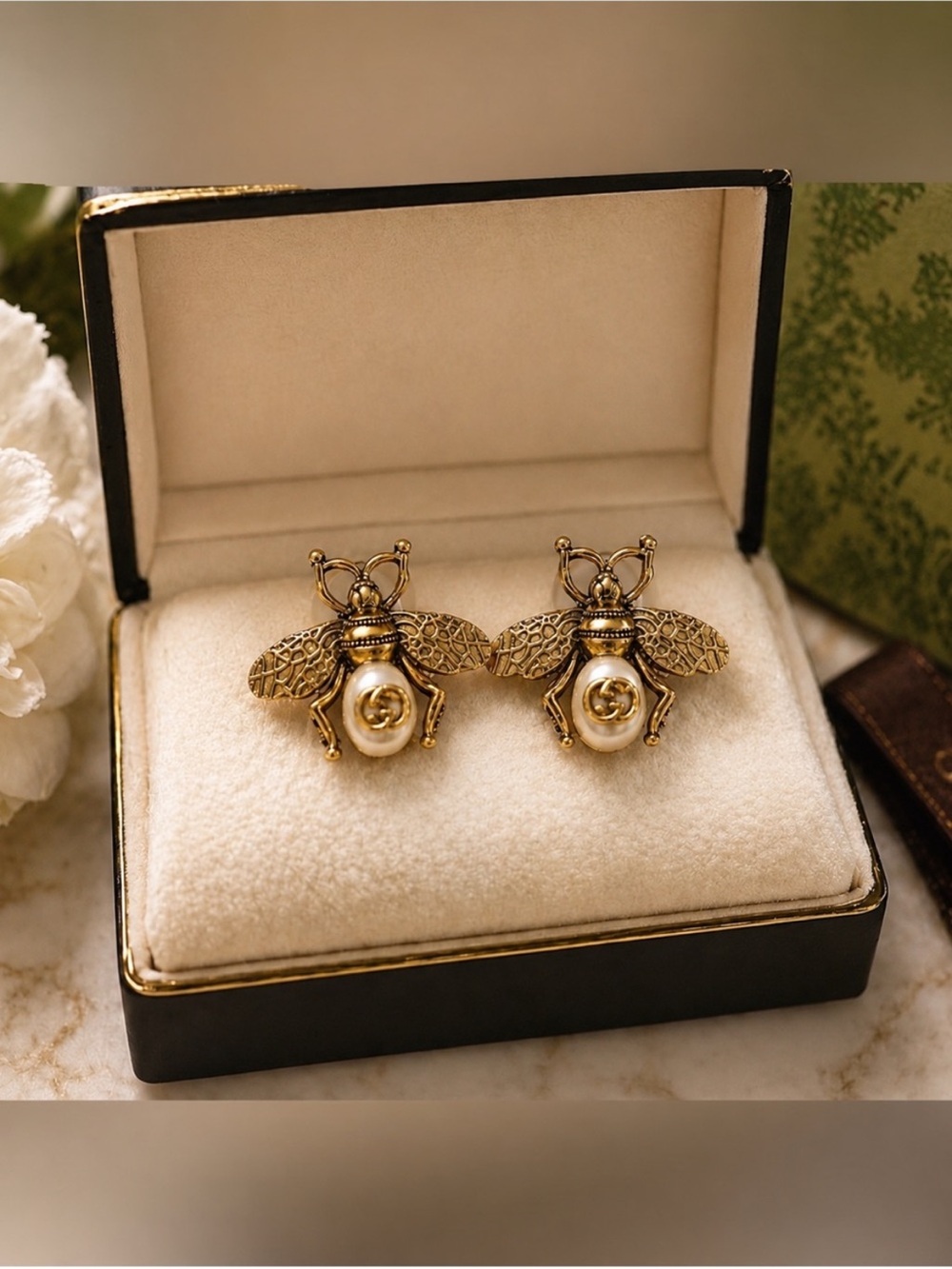 Gold Bee Pearl Stud Earrings With GG Motif - Picture 1 of 9
